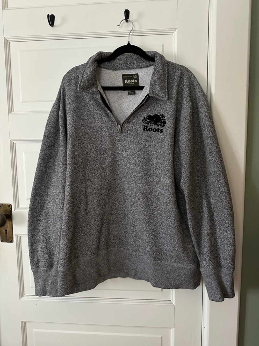 Roots quarter zip